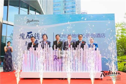 1557971216265660aGGx.jpg 6BA04D56DD4F477B9044106C33DBBC11.jpg