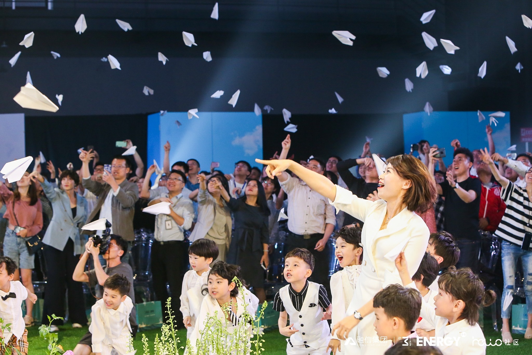 1558425611307403fAWa.jpg 6.jpg