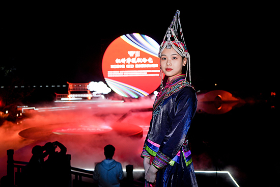 16197489389005706u2H.jpg 4.jpg