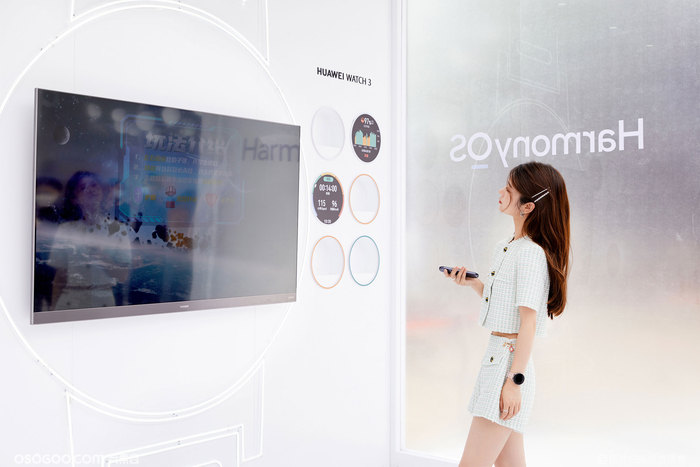 「出彩更出色」華為五一全場景限時體驗空間