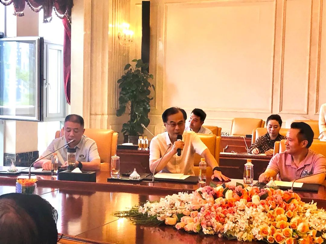 16903402134906042fZF.jpg 16903402134906042fZF.jpg